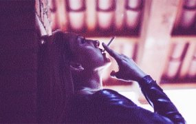 视频素材-22个老式相机胶片颗粒纹理色彩效果 FILM GRAIN SUPER 8 COLLECTION